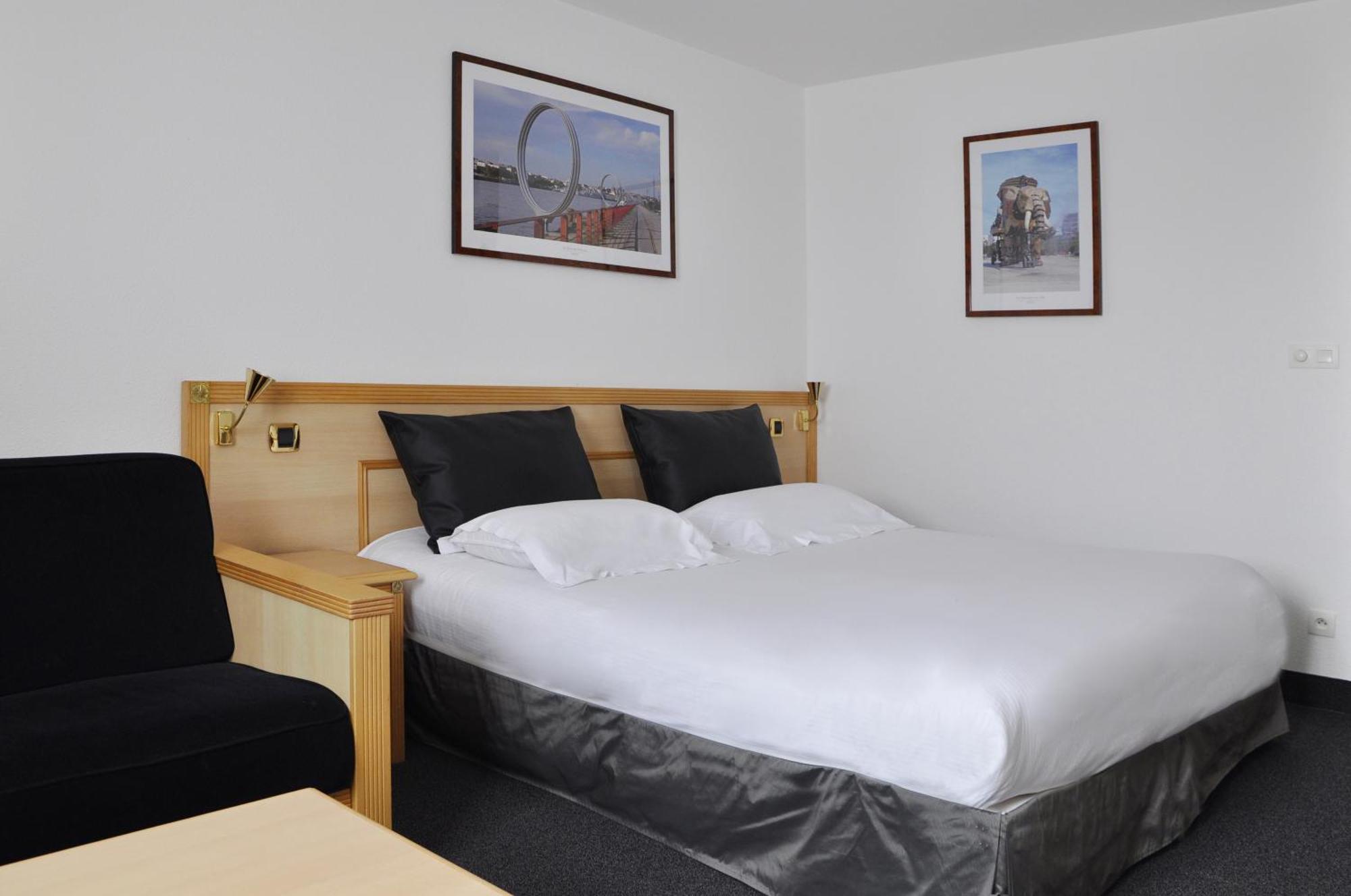 เวสโตเตล นองต์แอตแลนติก Hotel ลา-ชาเปล-ซัวร์-เอเดร ภายนอก รูปภาพ
